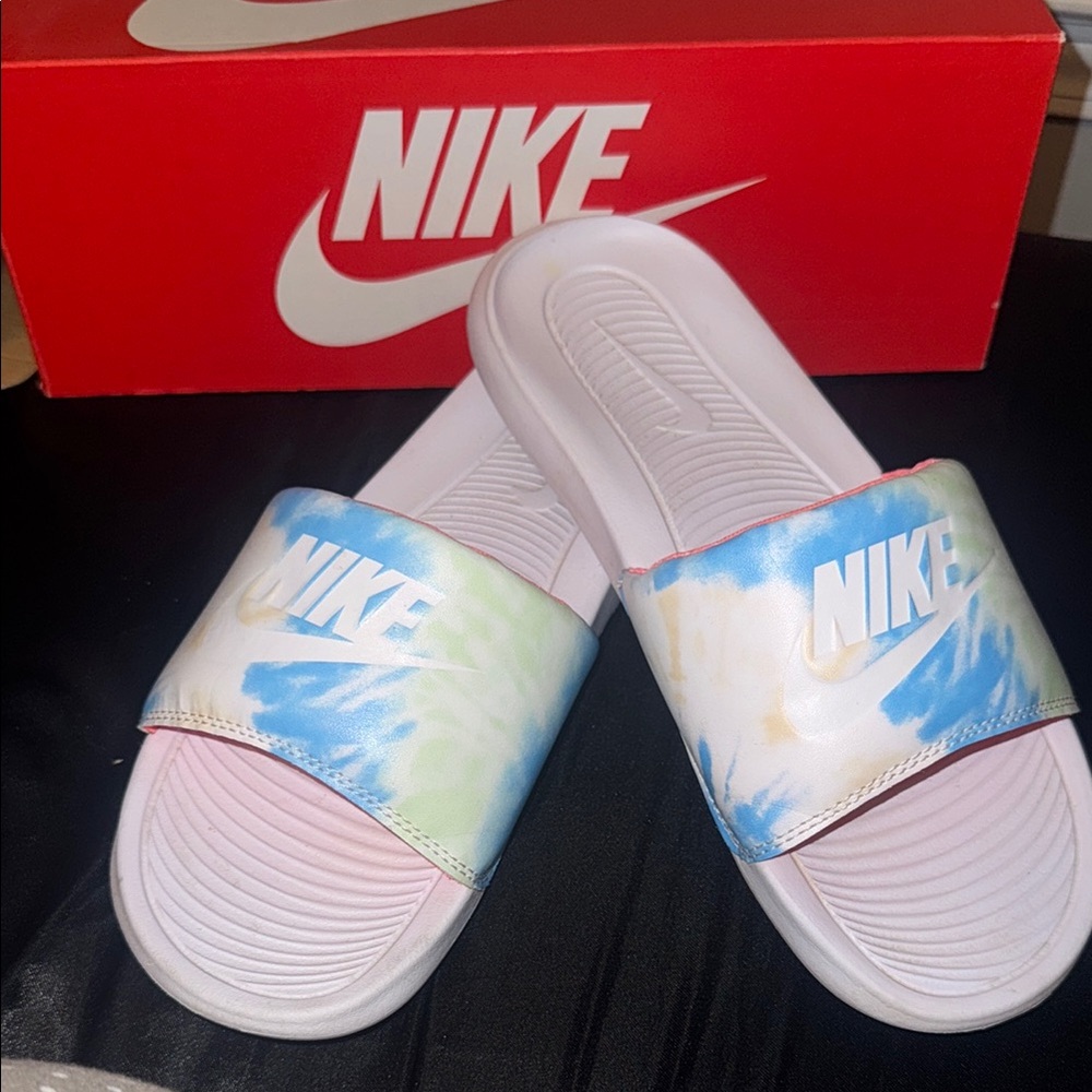 Nike Kids Multicolor Slide Sandals